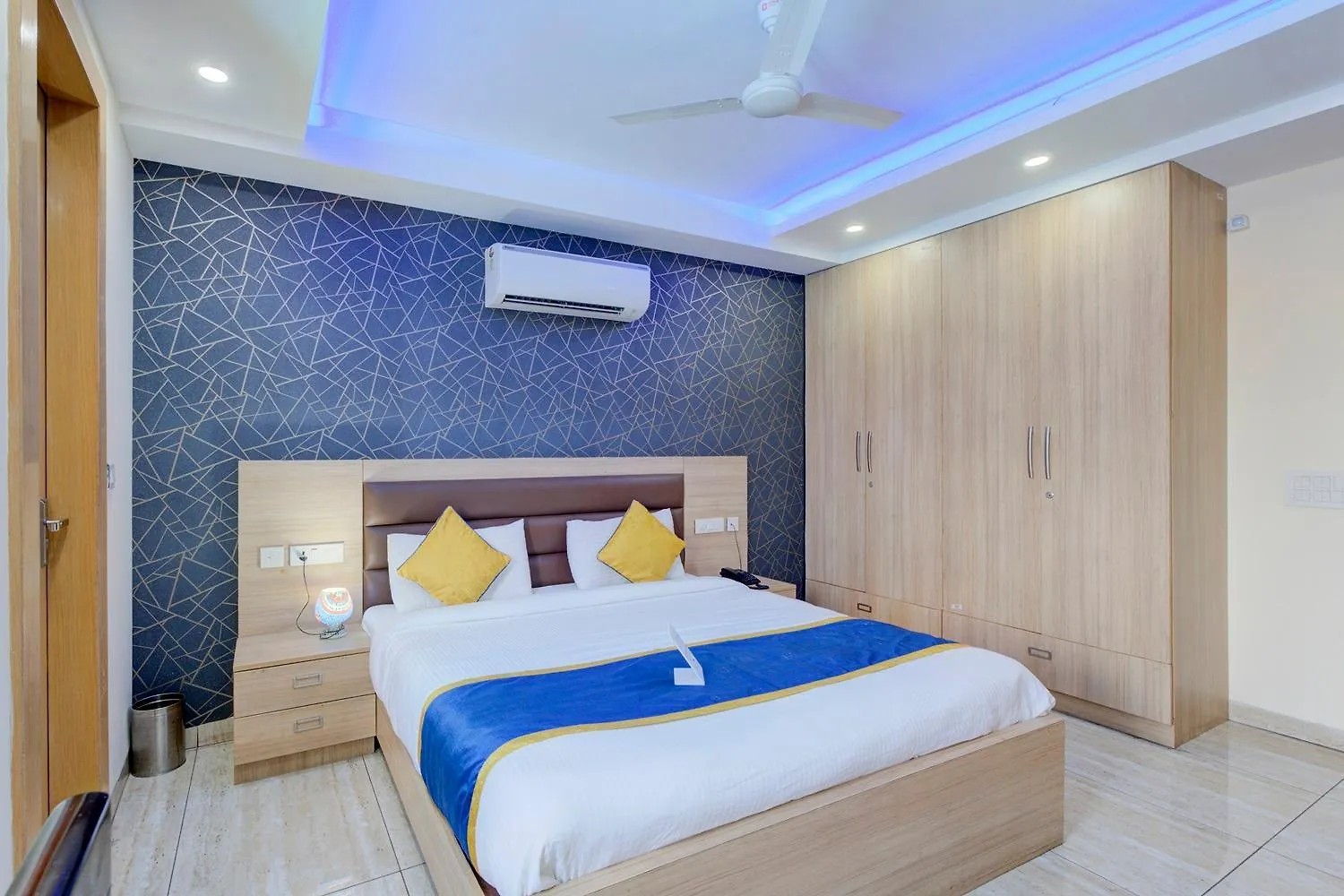 Blueneck Sec 47 Near Medanta -The Medicity' Gurugram Gurgáon