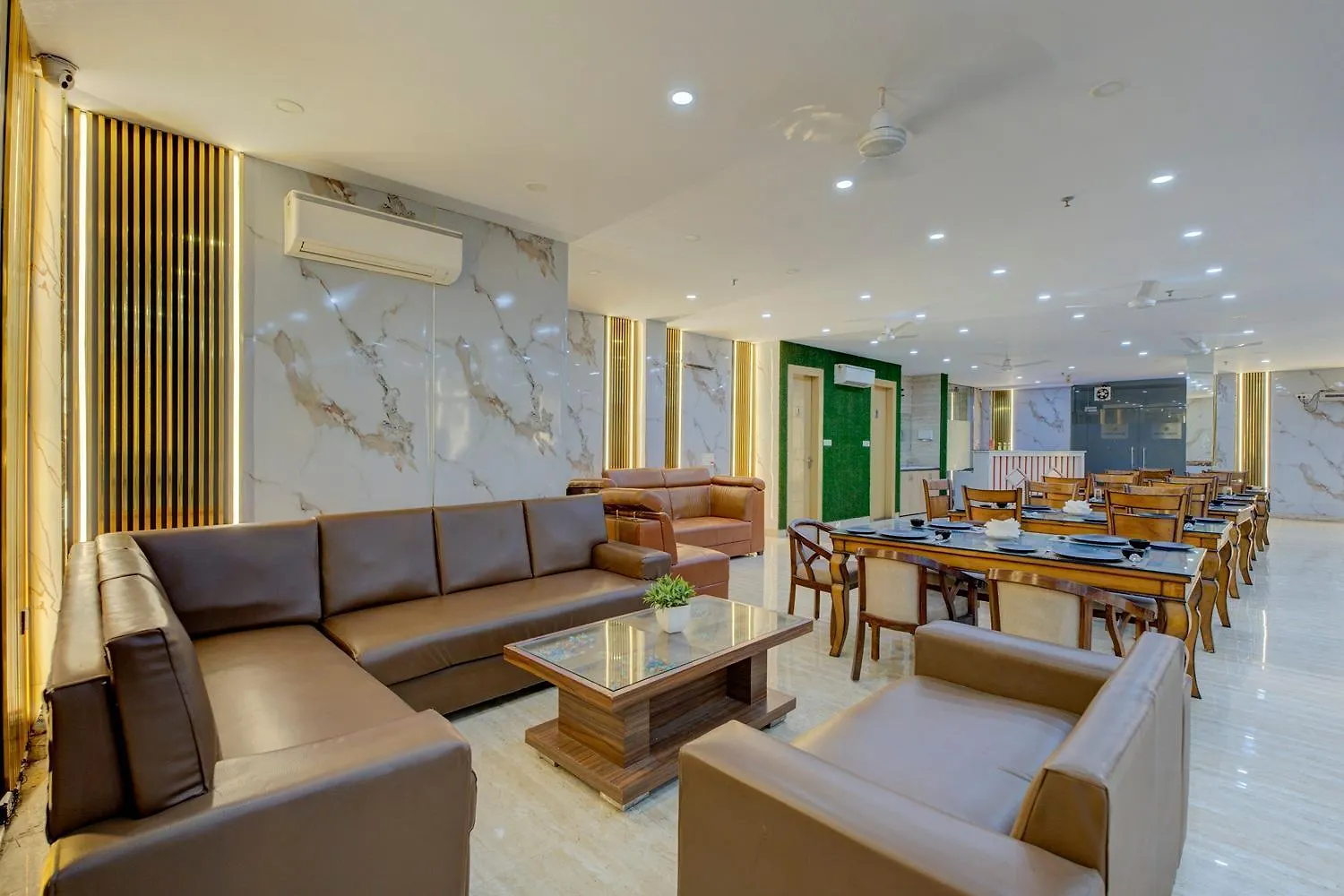 Blueneck Sec 47 Near Medanta -The Medicity' Gurugram 구르가온 인도