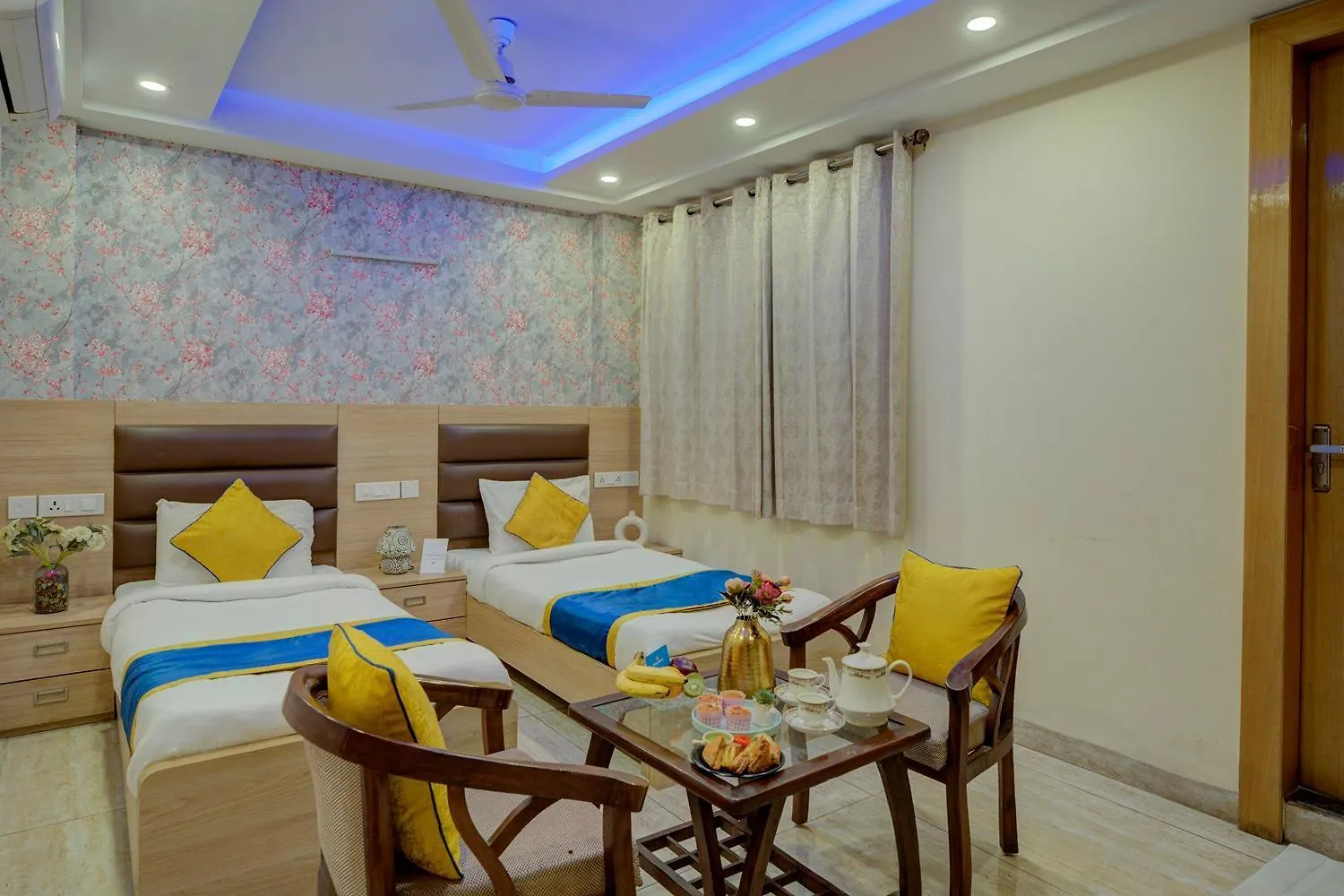 Blueneck Sec 47 Near Medanta -The Medicity' Gurugram 구르가온 호텔